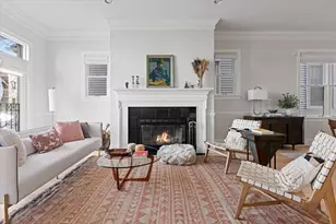 2131 W Melrose St, Chicago, IL 60618 - Photo 3