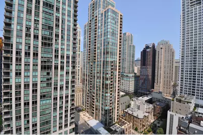 10 E Ontario Street #2702, Chicago, IL 60611 - Photo 15