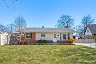 13017 Park Ct, Crestwood, IL 60418 - Photo 1