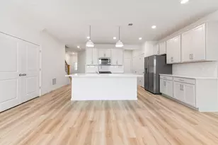 672 Switchgrass Wy, Bolingbrook, IL 60490 - Photo 7