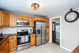 15W492 Concord St, Elmhurst, IL 60126 - Photo 9