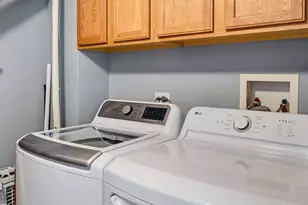 855 E 22nd St, Lombard, IL 60148 - Photo 15