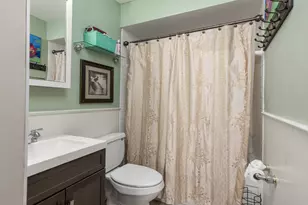 556 Chard Ct, Grayslake, IL 60030 - Photo 11