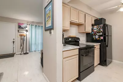 556 Chard Court, Grayslake, IL 60030 - Photo 9