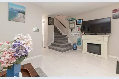 556 Chard Court, Grayslake, IL 60030 - Photo 5