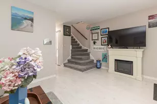 556 Chard Ct, Grayslake, IL 60030 - Photo 5