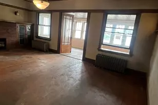 1128 N Lockwood Ave, Chicago, IL 60651 - Photo 5