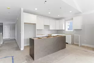 1431 Somerset Pl, Barrington, IL 60010 - Photo 5