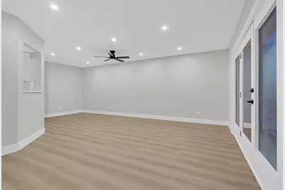 10347 Dearlove Road #302, Glenview, IL 60025 - Photo 7