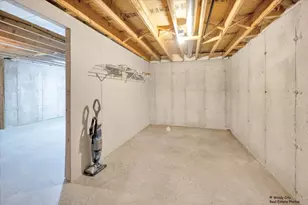 225 Sundance Trail, Capron, IL 61012 - Photo 31