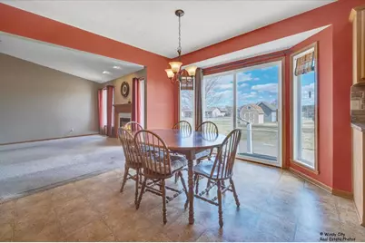 225 Sundance Trail, Capron, IL 61012 - Photo 11