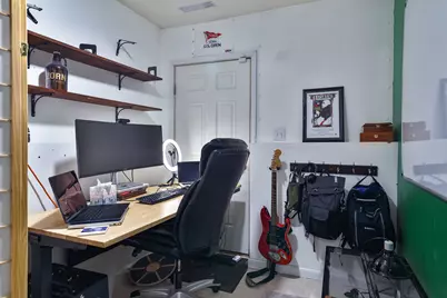 1825 N Wilmot Avenue, Chicago, IL 60647 - Photo 21