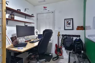 1825 N Wilmot Ave, Chicago, IL 60647 - Photo 21