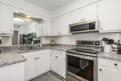 4225 Saratoga Avenue #311B, Downers Grove, IL 60515 - Photo 9