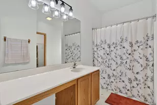 2306 Ridgefield Dr, Belvidere, IL 61008 - Photo 13