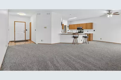 2306 Ridgefield Drive, Belvidere, IL 61008 - Photo 5