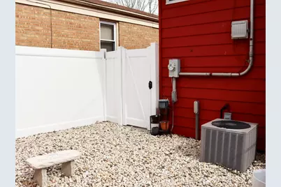 17112 Whittier Avenue, Hazel Crest, IL 60429 - Photo 21
