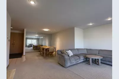 1000 Deerfield Road #304, Highland Park, IL 60035 - Photo 3