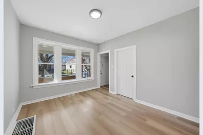 7047 S Winchester Avenue, Chicago, IL 60636 - Photo 3