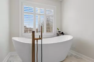 39W553 Sheldon Ln, Geneva, IL 60134 - Photo 25