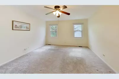 684 Regent Lane, Prospect Heights, IL 60070 - Photo 25