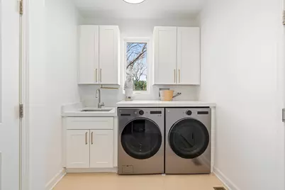 449 E Rockland Road, Libertyville, IL 60048 - Photo 13