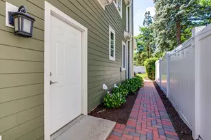 449 E Rockland Rd, Libertyville, IL 60048 - Photo 27