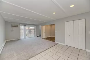 2440 Waterbury Dr, Woodridge, IL 60517 - Photo 5