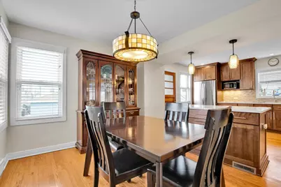 7246 W Fitch Avenue, Chicago, IL 60631 - Photo 5