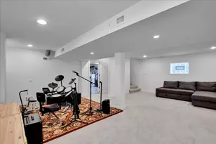 7246 W Fitch Ave, Chicago, IL 60631 - Photo 23