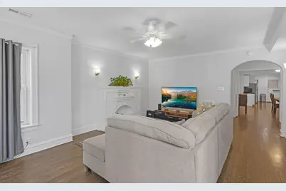 5429 N Campbell Avenue, Chicago, IL 60625 - Photo 11