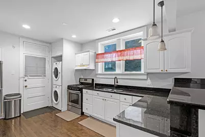 5429 N Campbell Avenue, Chicago, IL 60625 - Photo 3