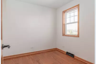 39763 N Rena Avenue, Antioch, IL 60002 - Photo 7