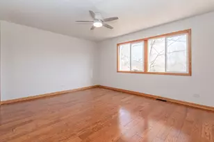 39763 N Rena Ave, Antioch, IL 60002 - Photo 11