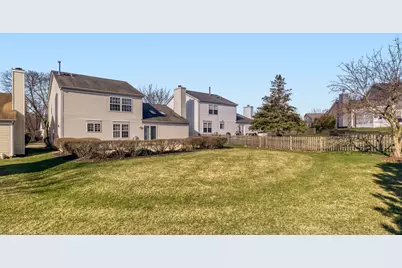 [Address not provided], Gurnee, IL 60031 - Photo 5