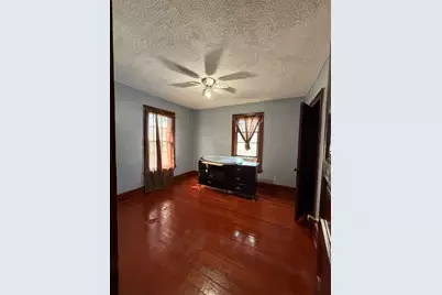 357 S Rosewood Avenue, Kankakee, IL 60901 - Photo 9