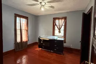 357 S Rosewood Ave, Kankakee, IL 60901 - Photo 9