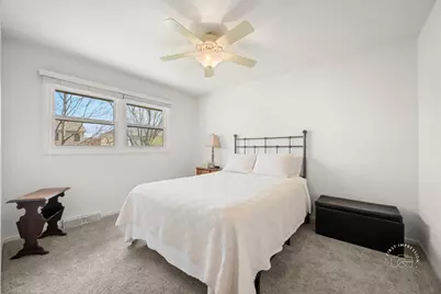 2512 Leach Drive, Naperville, IL 60564 - Photo 15