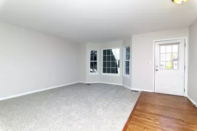1833 Barnhill Drive, Mundelein, IL 60060 - Photo 3