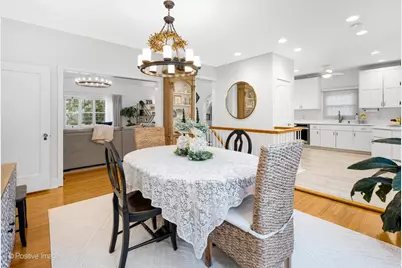 317 E Walnut Street, Hinsdale, IL 60521 - Photo 9