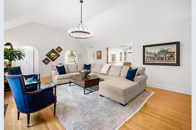 317 E Walnut Street, Hinsdale, IL 60521 - Photo 5