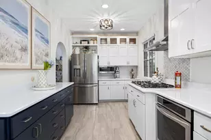 317 E Walnut St, Hinsdale, IL 60521 - Photo 13