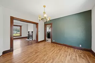 304 W Chamberlin St, Dixon, IL 61021 - Photo 15