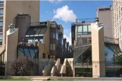 5747 N Sheridan Road #E, Chicago, IL 60660 - Photo 1