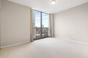 200 W Grand Ave, Chicago, IL 60654 - Photo 15