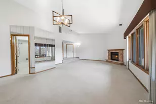 9832 Terrace Ct E, Palos Park, IL 60464 - Photo 5