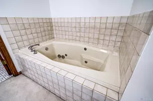 9832 Terrace Ct E, Palos Park, IL 60464 - Photo 15