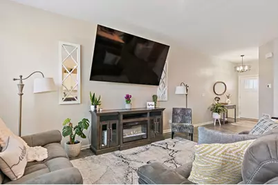 1204 Draper Road, McHenry, IL 60050 - Photo 5