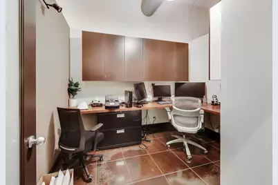 1636 N Bosworth Avenue, Chicago, IL 60642 - Photo 17