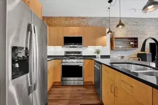 1118 W Fulton St, Chicago, IL 60607 - Photo 3